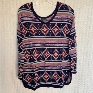 Long sleeve knit top